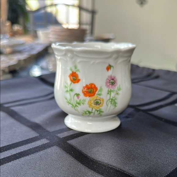 counterpoint Other - Mid Century Floral White Vase made in Japan